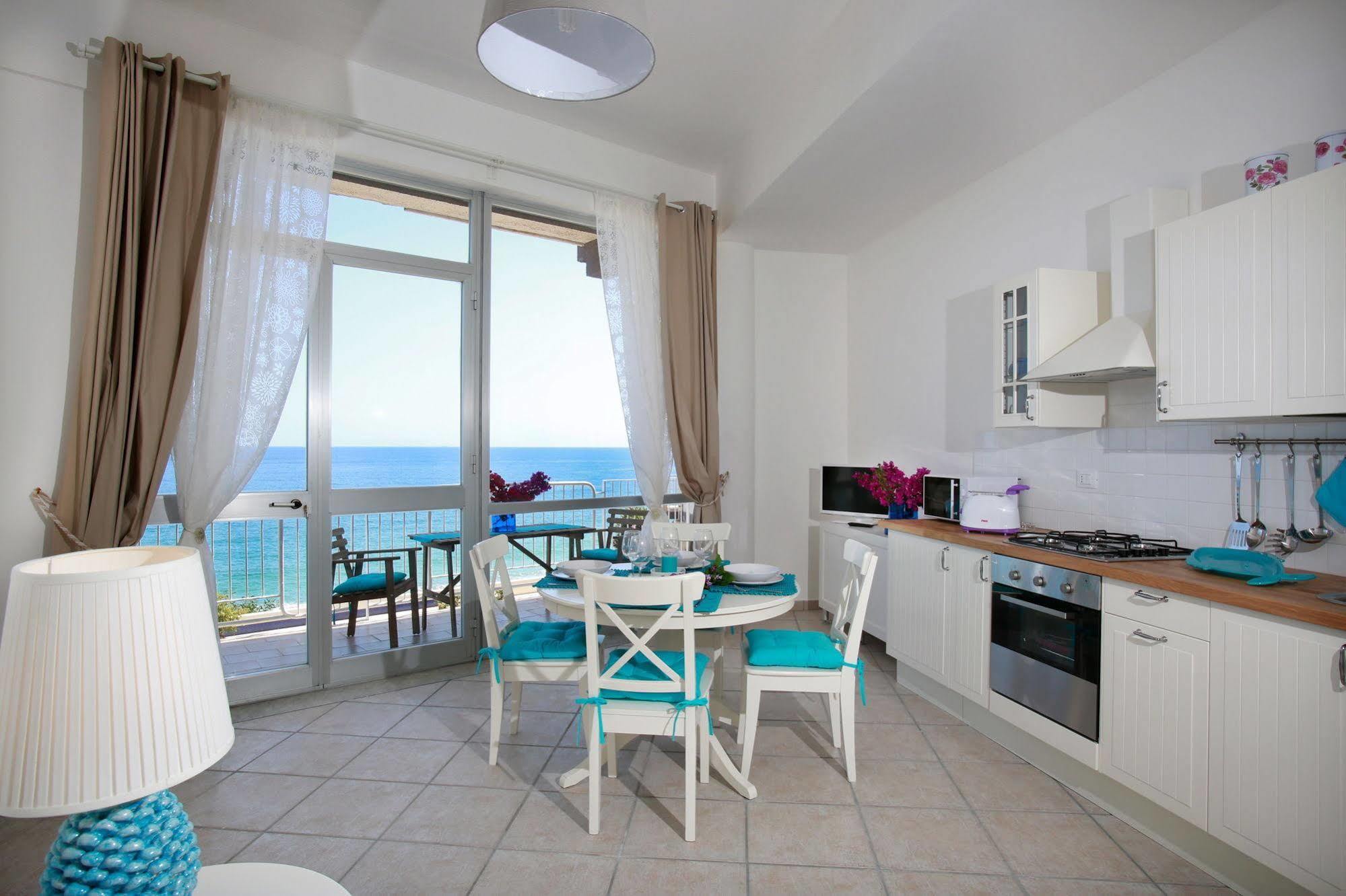 Taormina Holidays Residence Forza dʼAgro Exterior foto